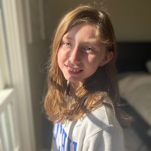 Meet your Posher, Eva